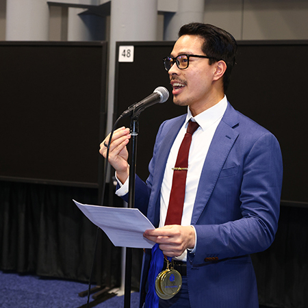 2024 Annual Meeting speaker at the Poster Award Ceremony